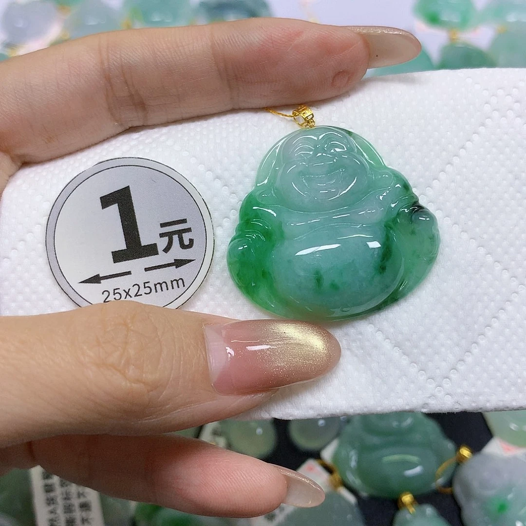 颈饰18K金镶嵌翡翠挂件