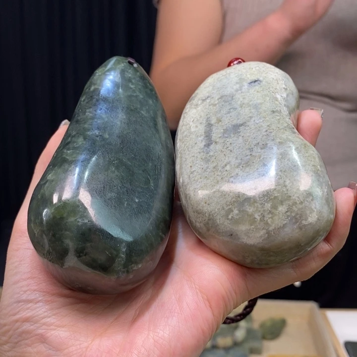 岫岩河磨玉（透闪石质玉）颈饰未镶嵌