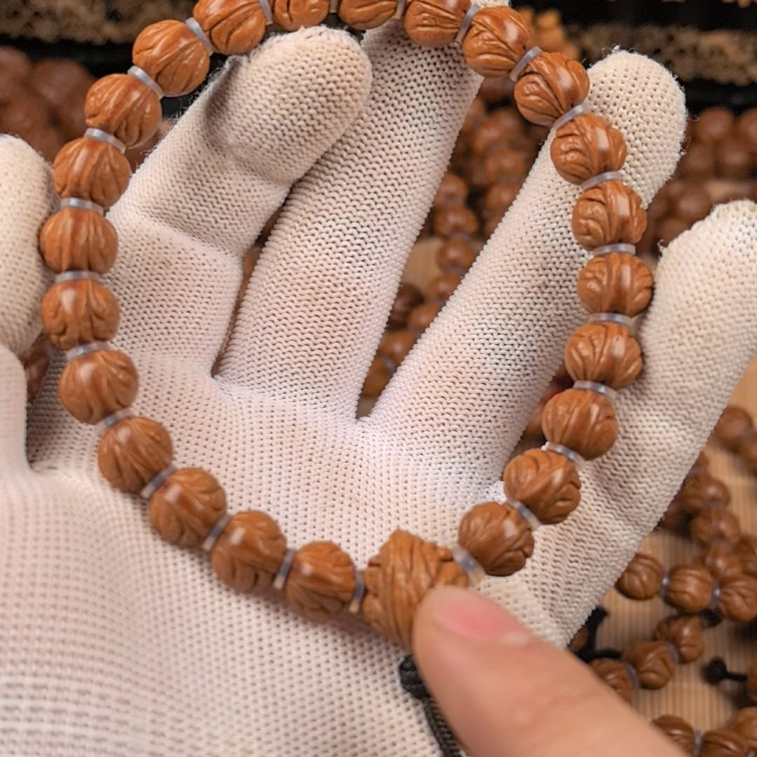 吊坠桃核小龙纹手持