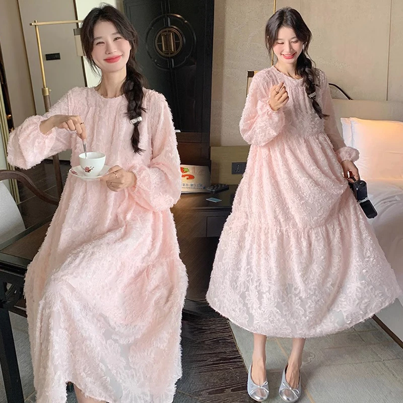 孕妇连衣裙2025新款韩版宽松显瘦蕾丝中长款孕妇大码公主裙长裙