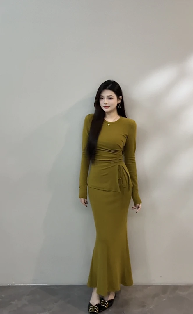 【苏苏】 法式气质绑带设计加绒时尚套装长款加厚秋冬套装DT1675