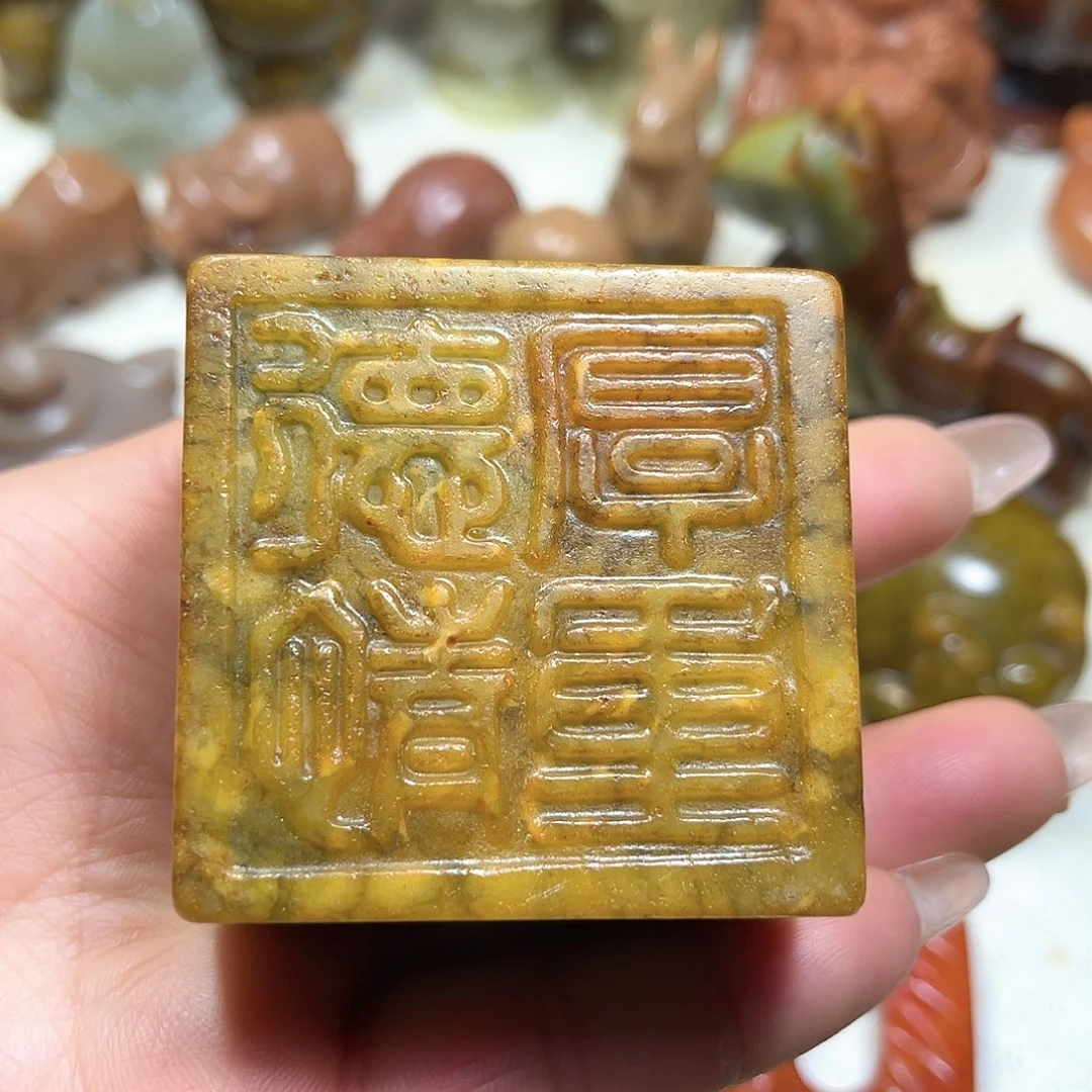 白玉菩提吊坠白玉菩提吊坠