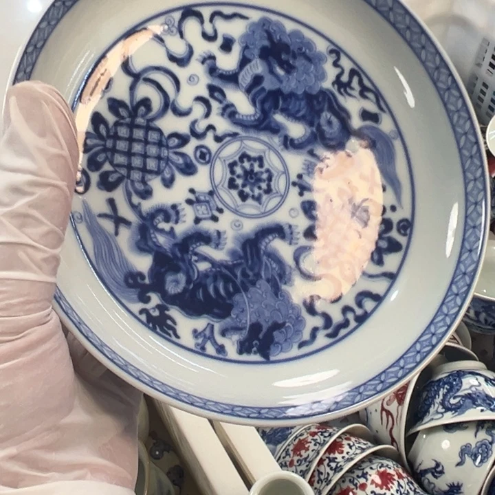 瓷片白青花狮子大壶承全品