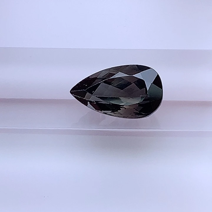 珠宝半成品碧玺未镶嵌3.49克拉