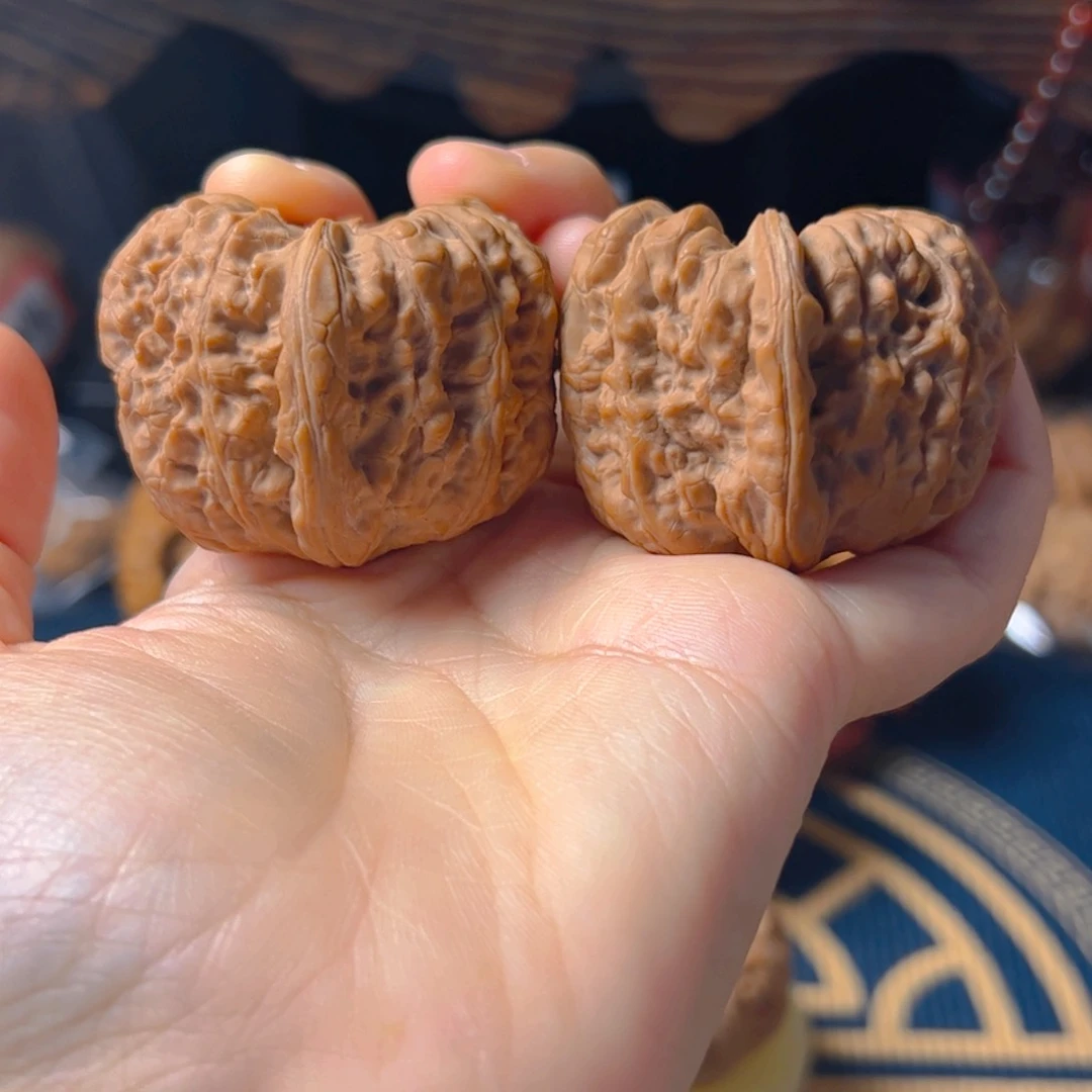 文玩核桃把件平谷凹底42