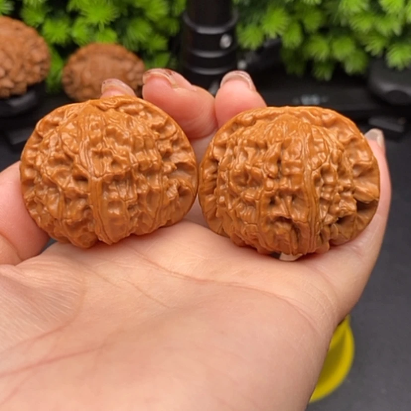 【闪购商品】文玩核桃把件洪*狮子头