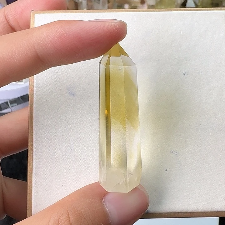未镶嵌珠宝半成品水晶蓝针黄水晶