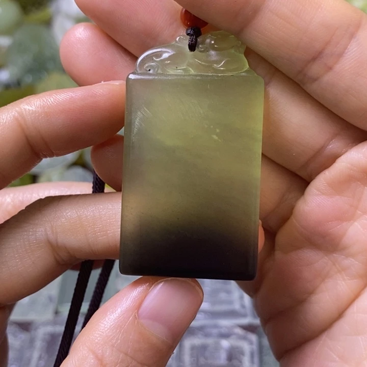 岫玉岫玉挂件未镶嵌