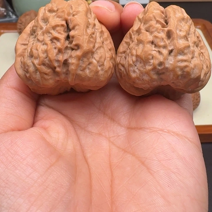 文玩核桃把件蛤蟆头40