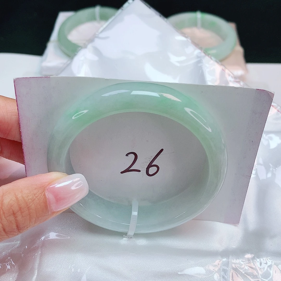 翡翠未镶嵌手镯 正圈52.8