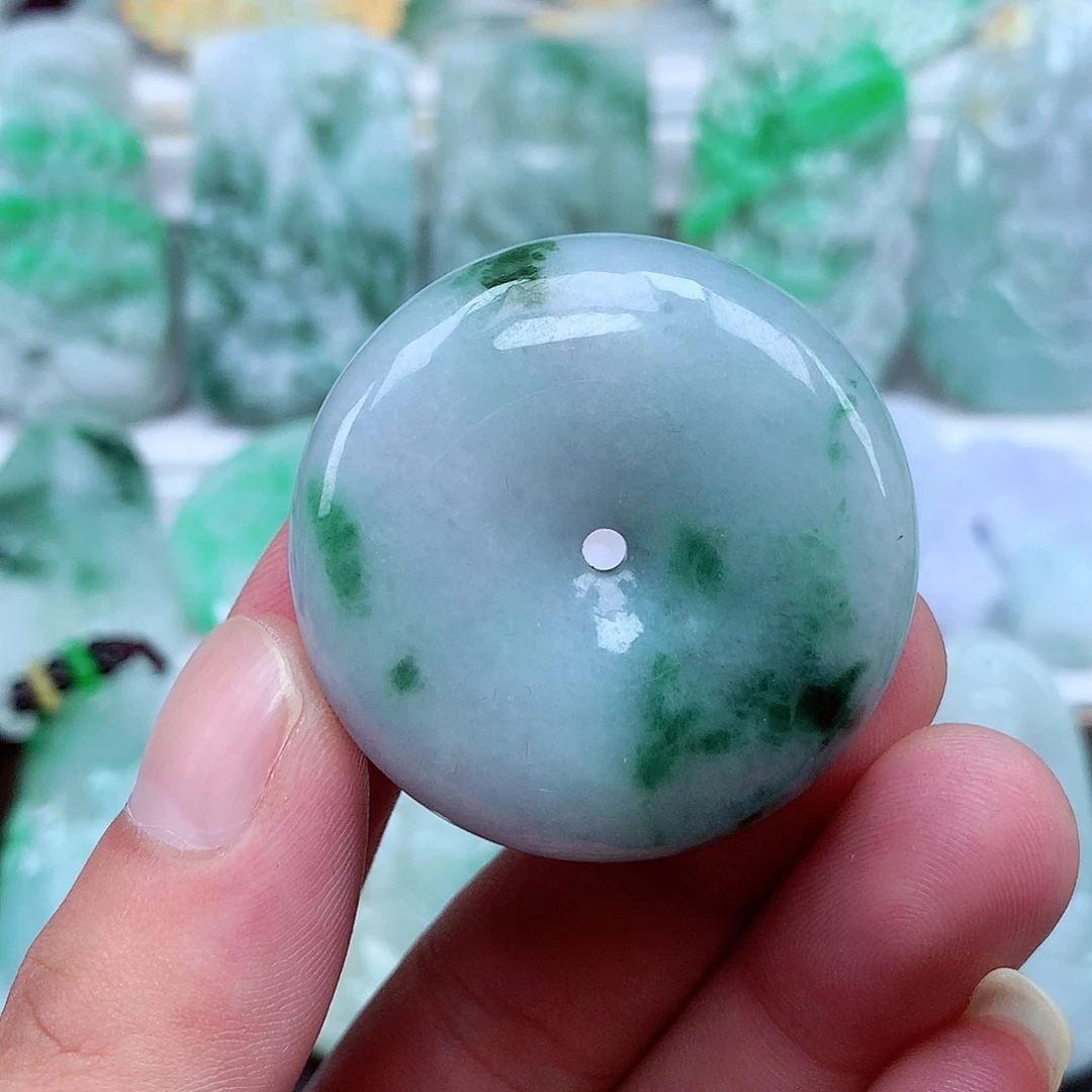 翡翠未镶嵌颈饰翡翠吊坠