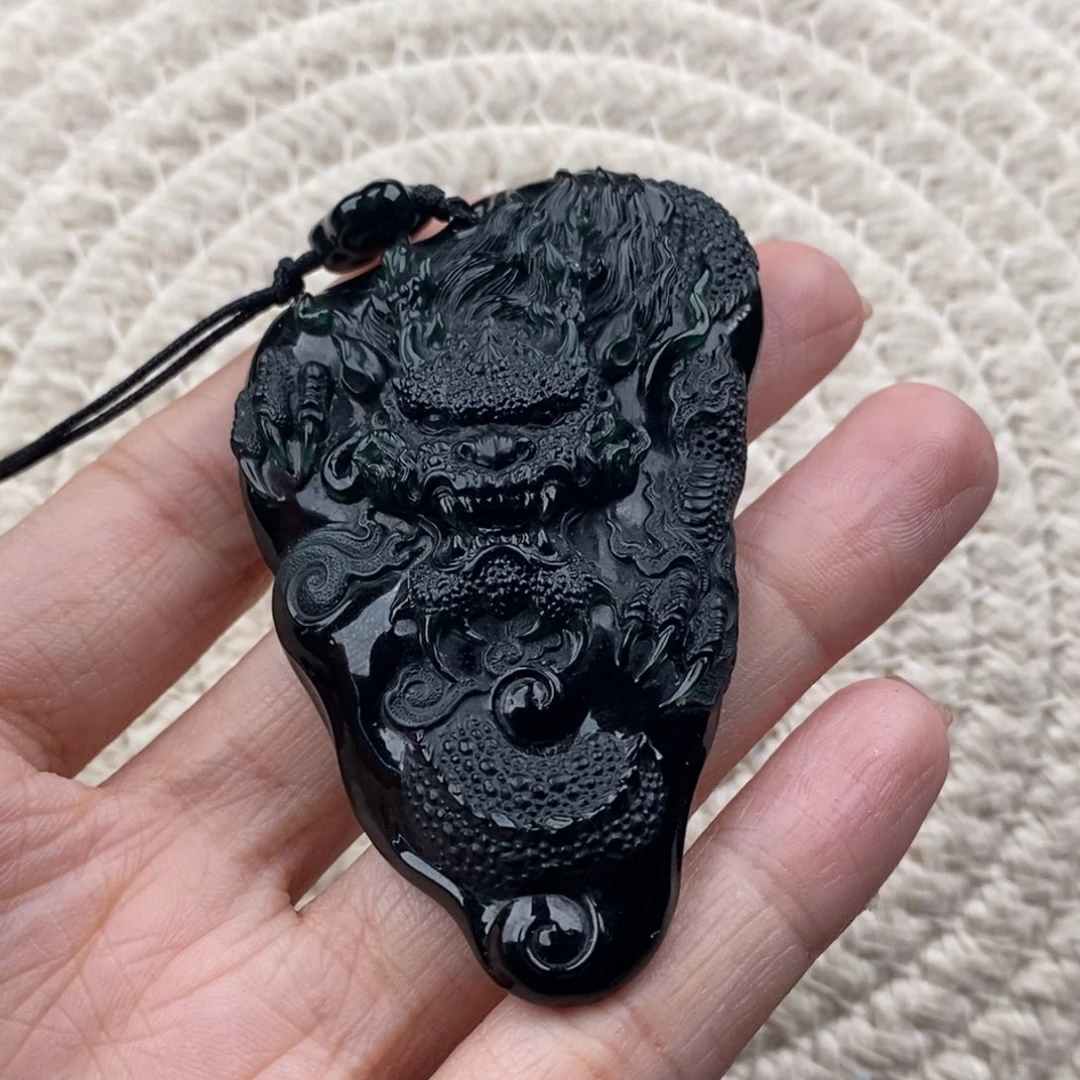 颈饰未镶嵌翡翠K**龙牌