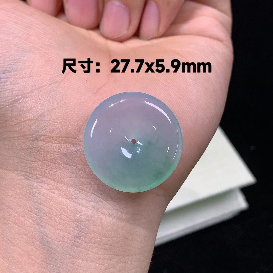 编号908009 缅甸天然A货翡翠老坑冰种胶润飘绿怀古平安扣