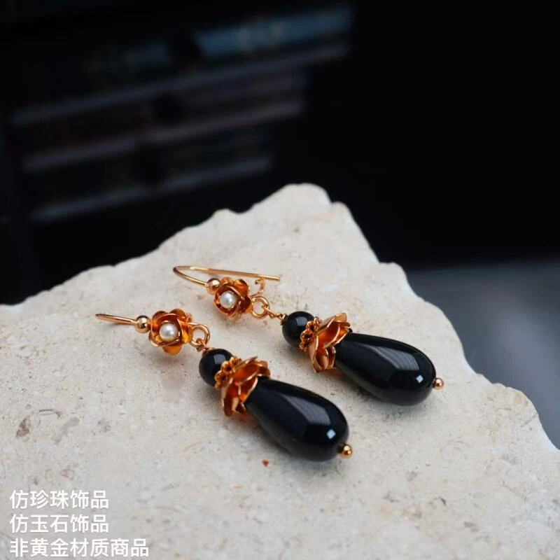 铜合金树脂仿珍珠耳饰 Luca LC 21046