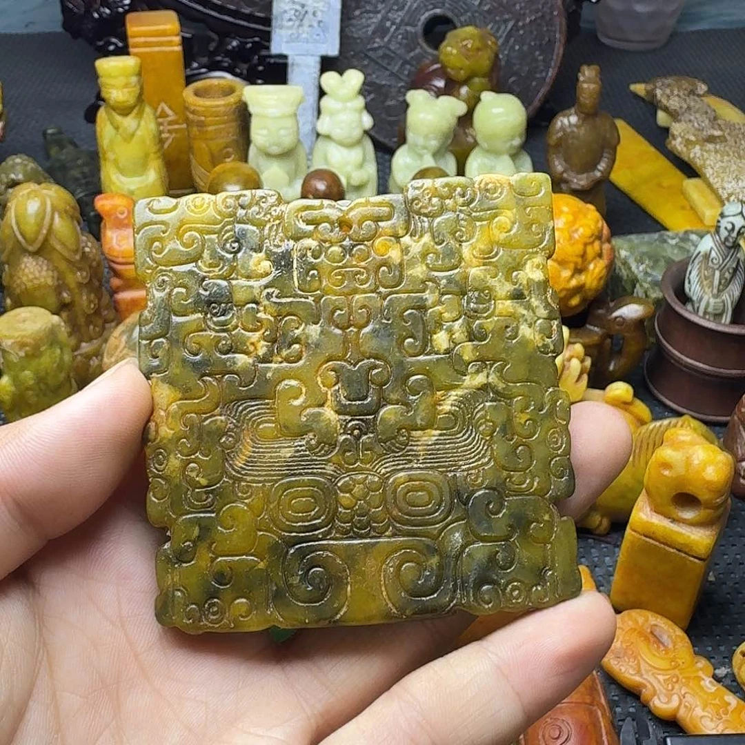 白玉菩提吊坠。。。