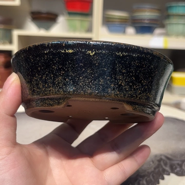 紫砂花盆瑕疵4-11-9。。。