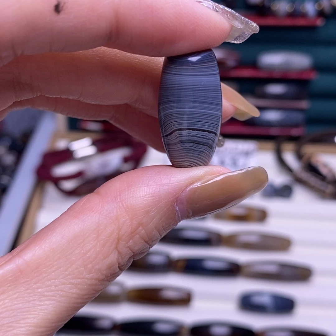 莲***澜玛瑙/玉髓合金颈饰