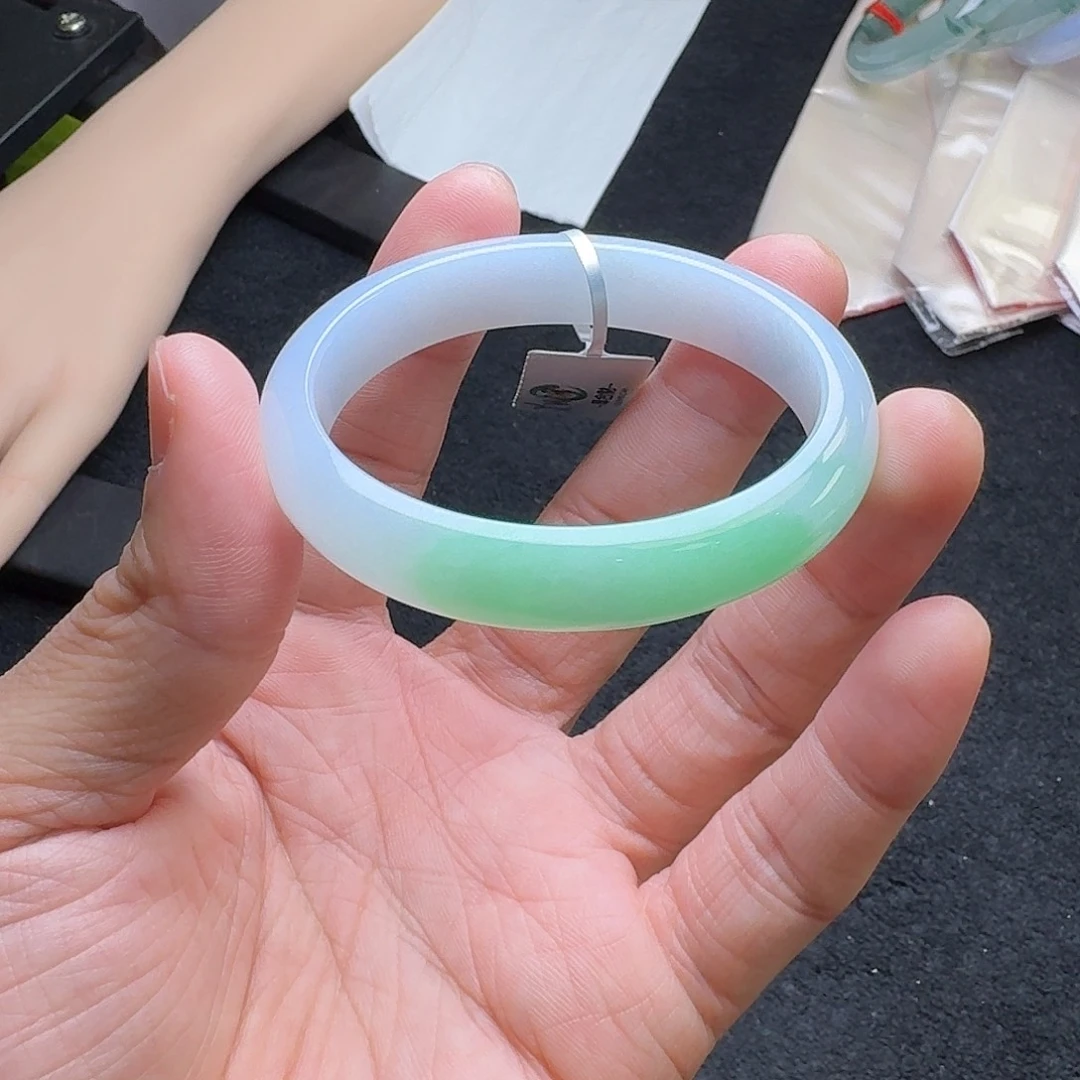 翡翠未镶嵌手镯55贵妃，11