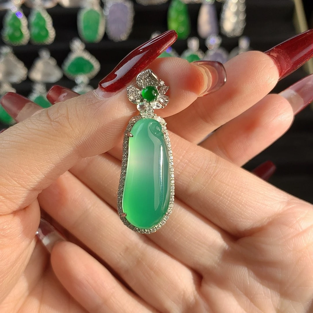 玛瑙/玉髓颈饰银S925镶嵌