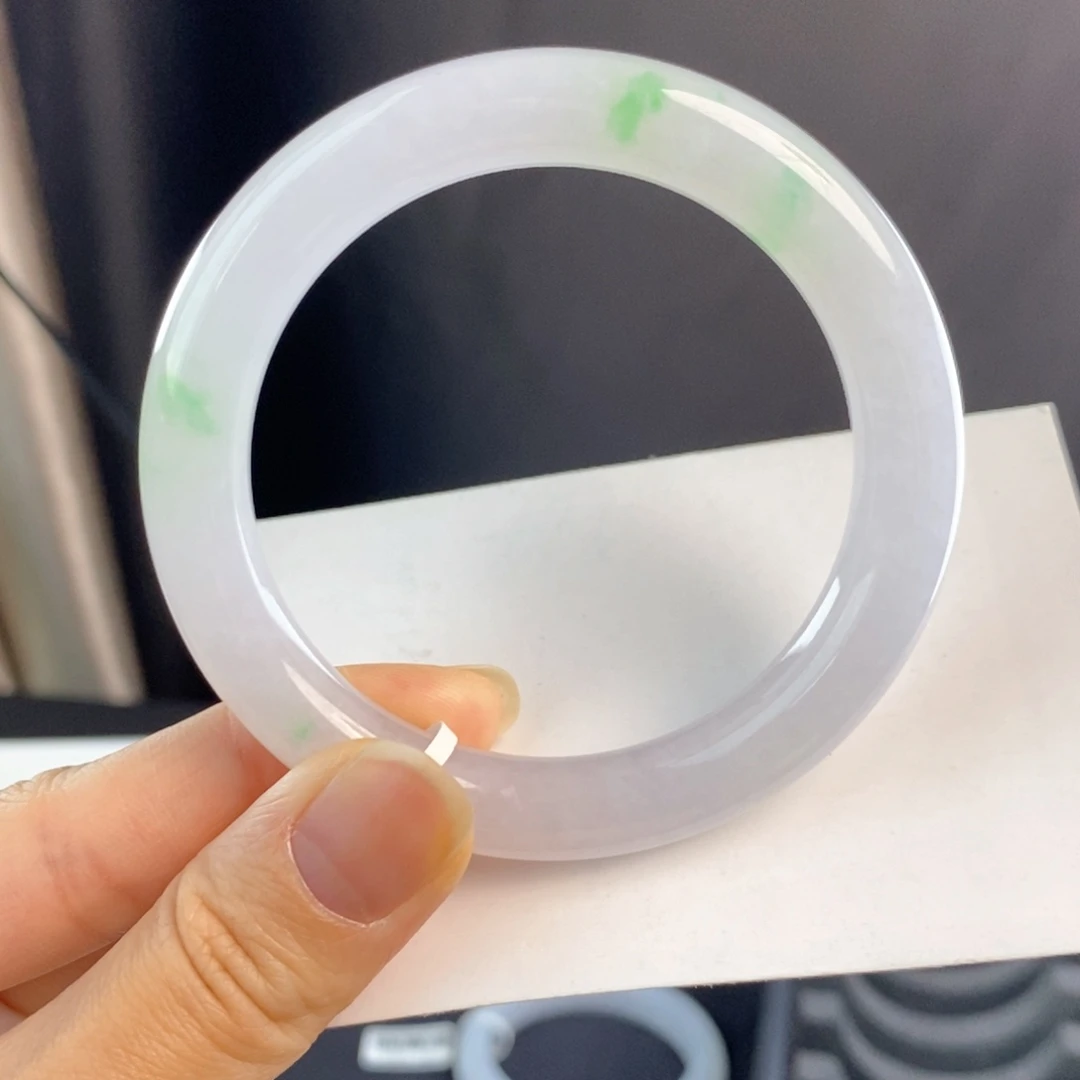 翡翠未镶嵌手镯白底青54