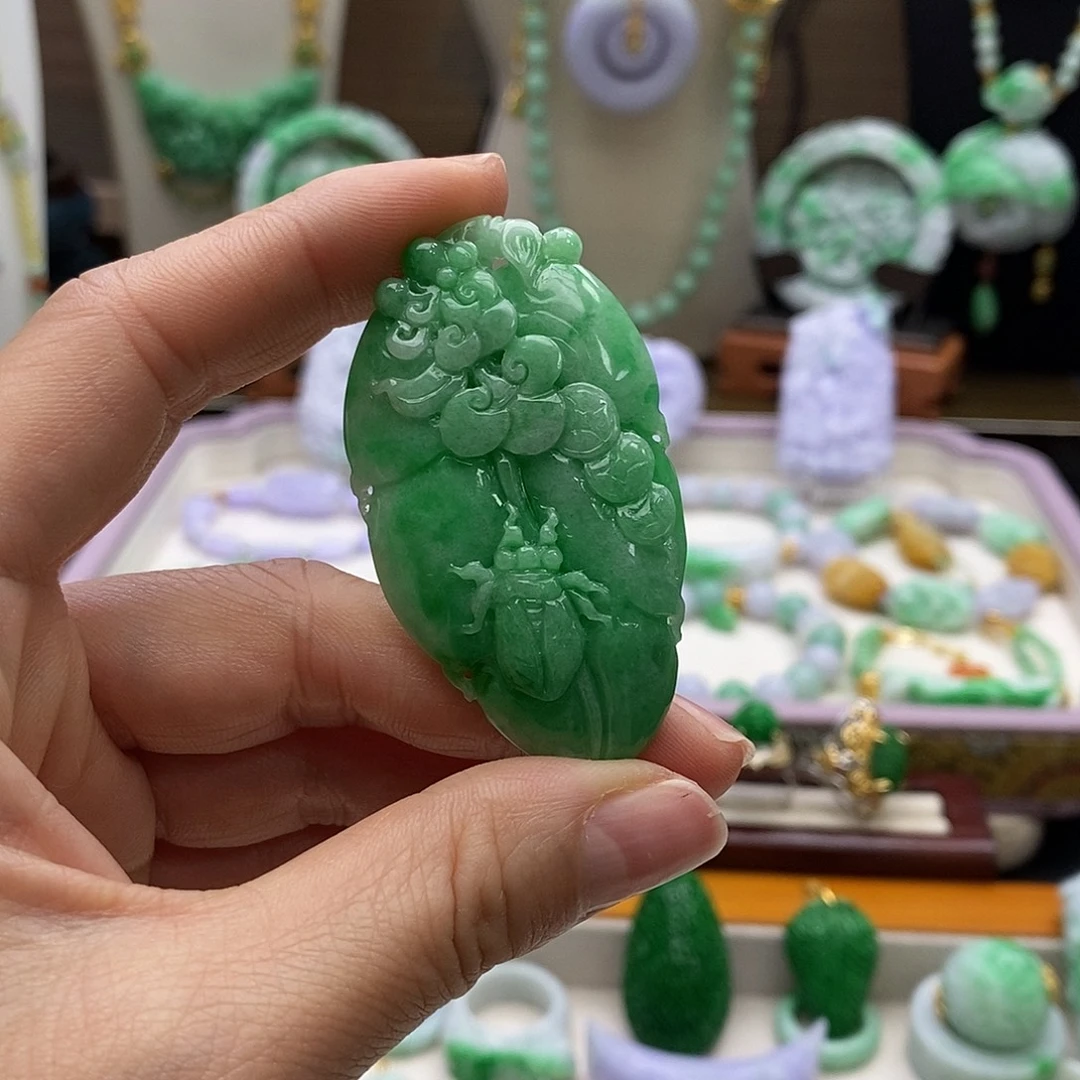 翡翠未镶嵌颈饰天然