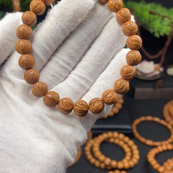 南***山吊坠桃核秦岭龙纹桃核