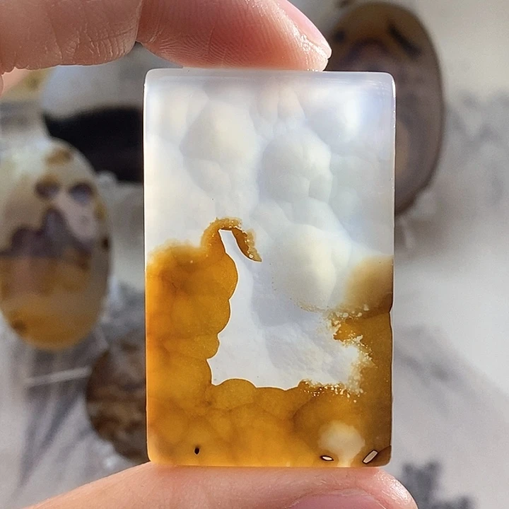 玛瑙/玉髓颈饰未镶嵌