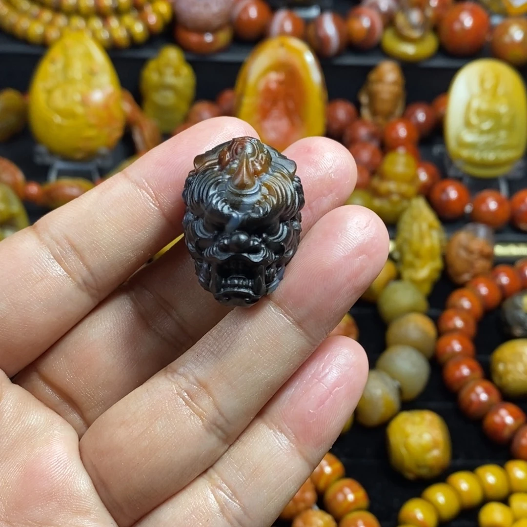 要***了玛瑙/玉髓未镶嵌战国红