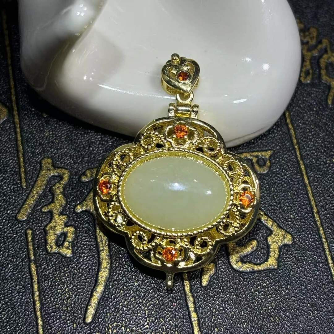 Q2-和田玉如意锁吊坠-配绳