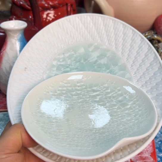 碟本店消费满二十包包邮的