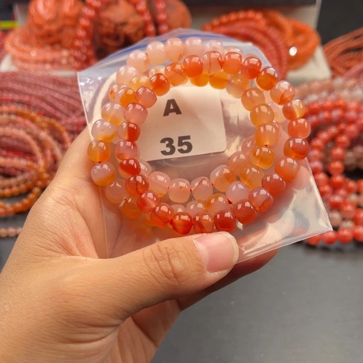 南红玛瑙未镶嵌多样性发货默认微瑕称重66.3克