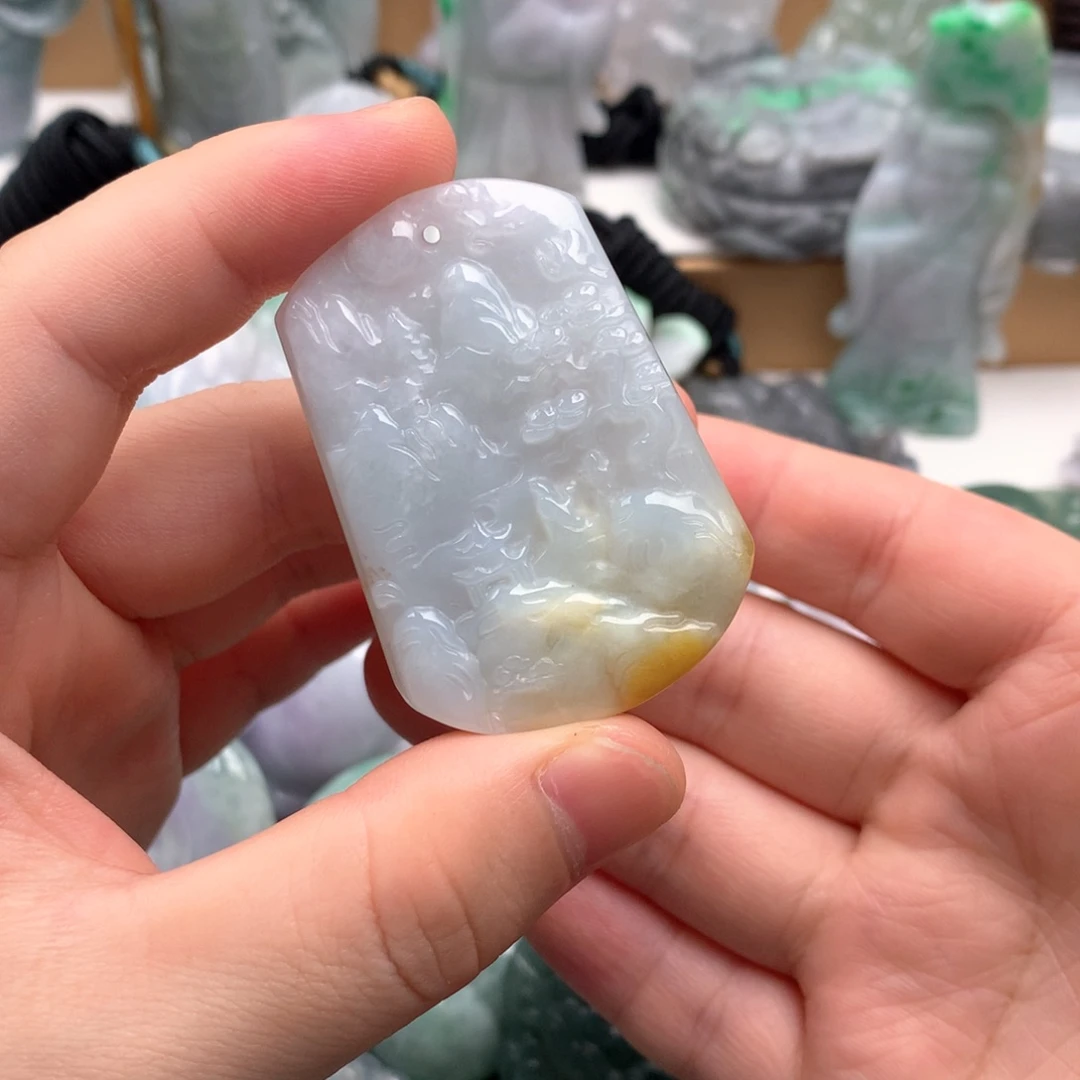 吊坠(不含链)未镶嵌翡翠