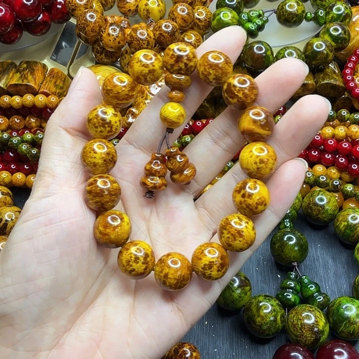 松木琥珀木文玩手串