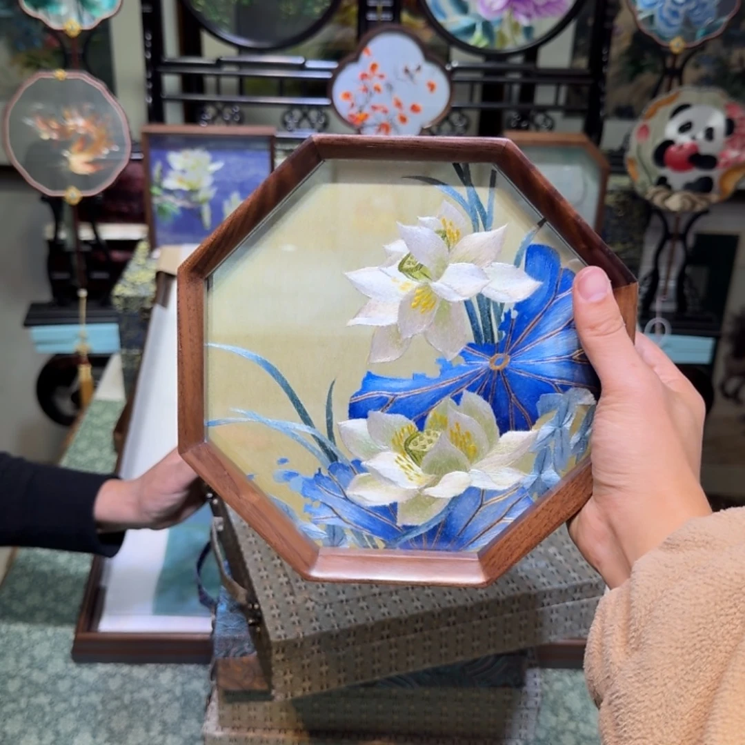 手***g刺绣手工苏绣工艺制作异色