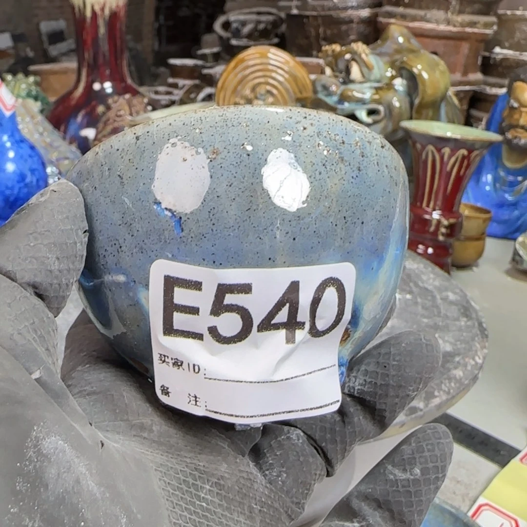 为***队花盆紫砂540 。