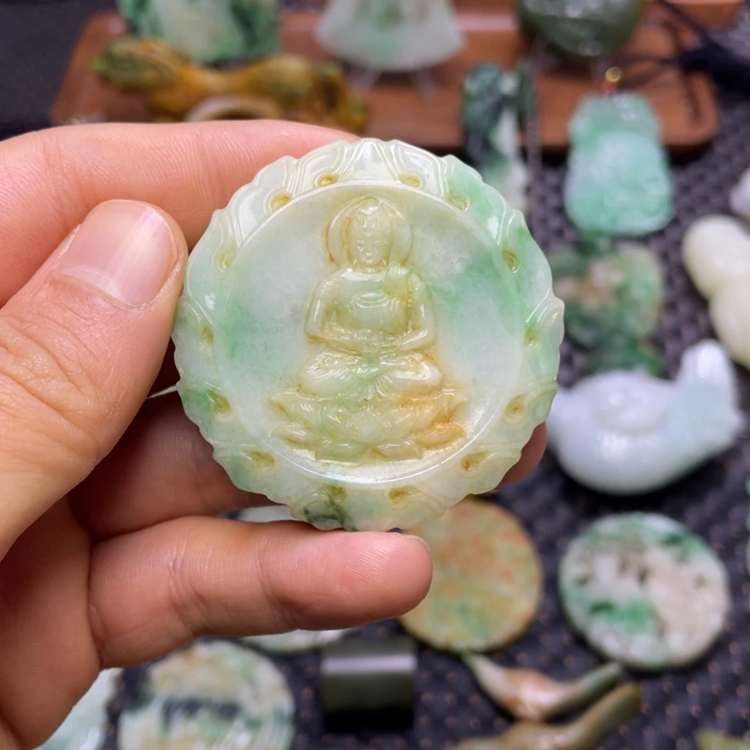 翡翠未镶嵌颈饰翡翠颈饰未镶嵌