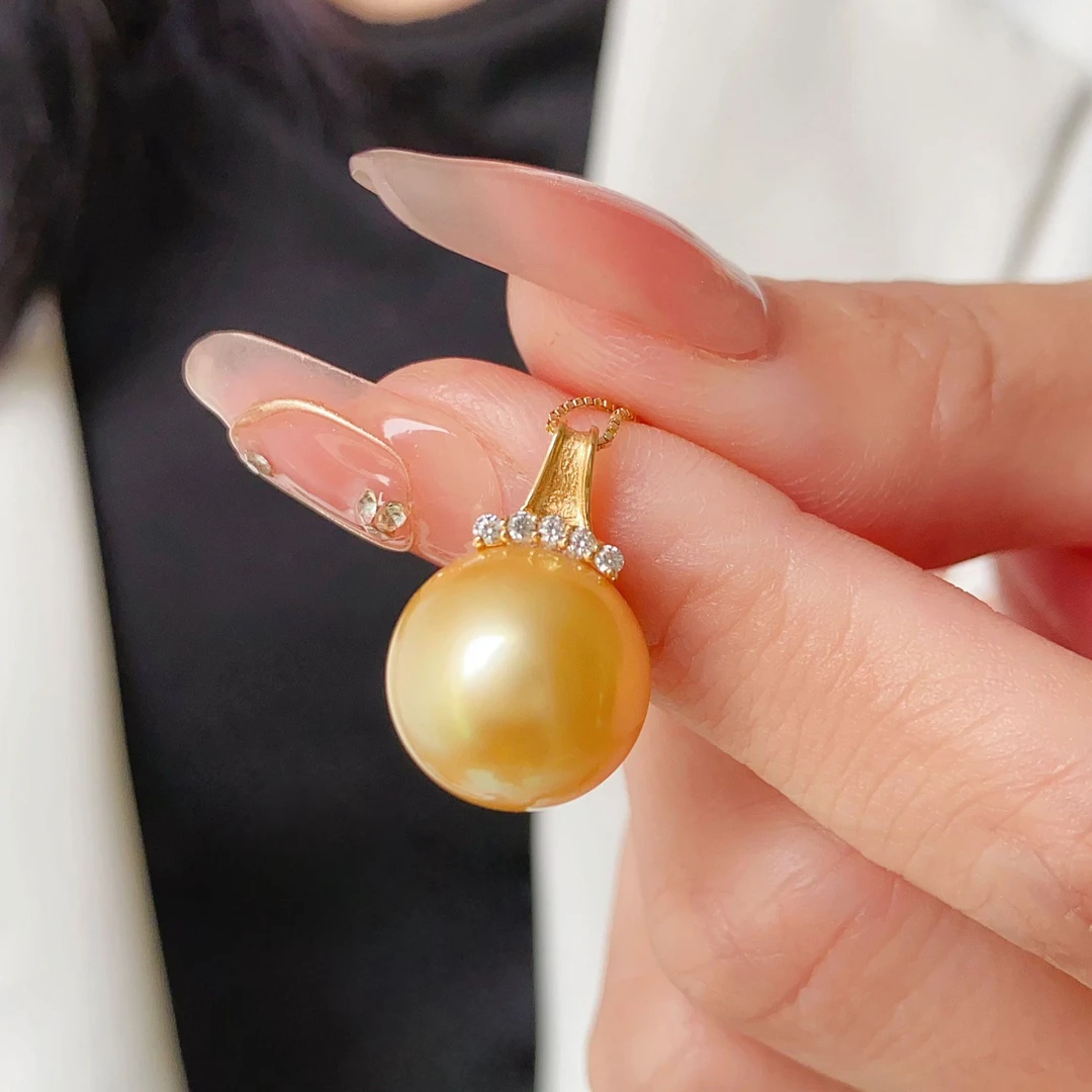 经典简约款南洋金珠吊坠