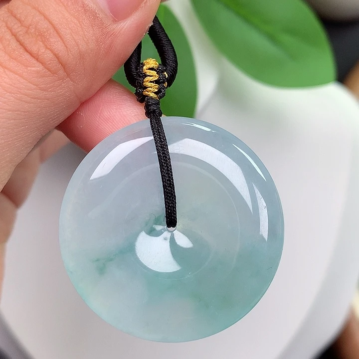 翡翠未镶嵌颈饰平安扣 35.1x6.1mm