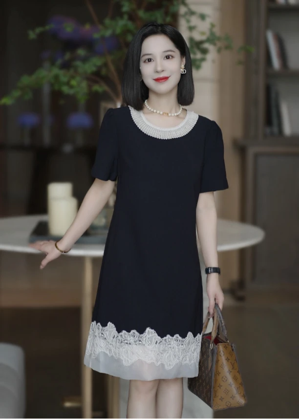 罗美拉 夏季新款高级感法式优雅简约圆领拼接蕾丝撞色连衣裙#826