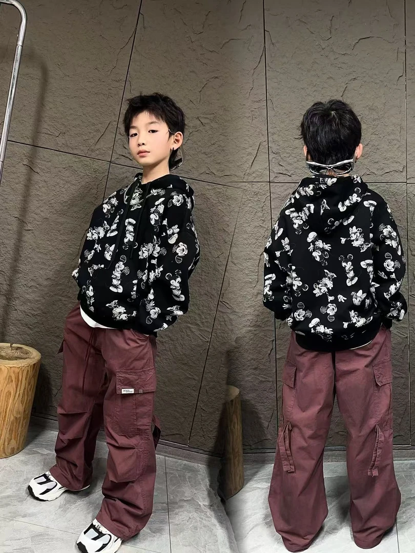 男童春季动漫印花连帽黑色卫衣中大童潮童装