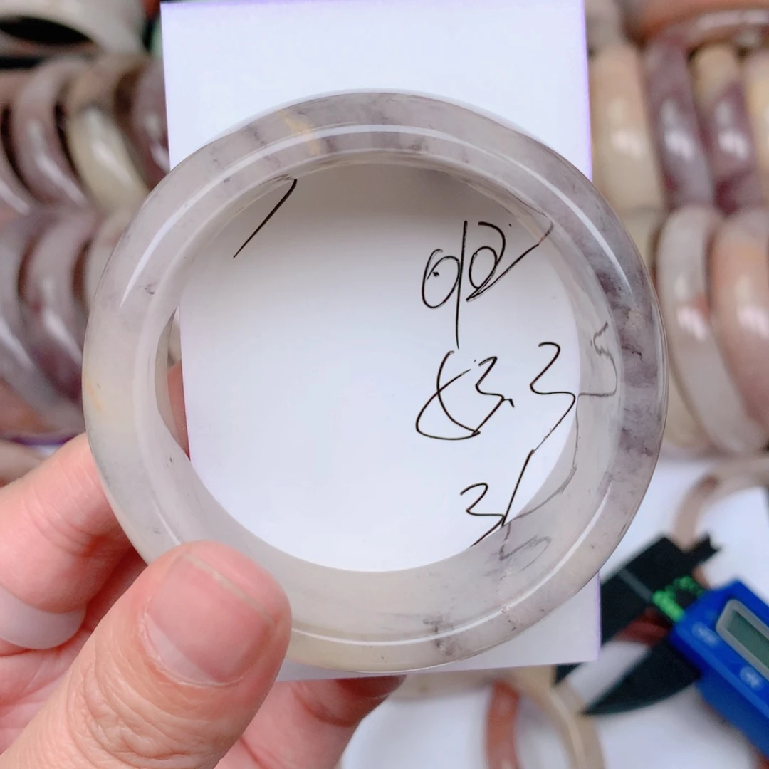 石英质玉未镶嵌手镯012