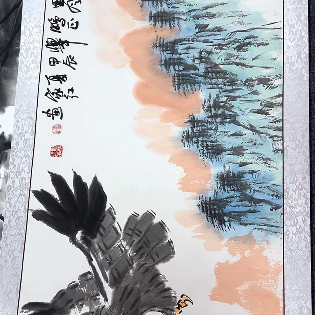 横款福利待遇也是很好的呀