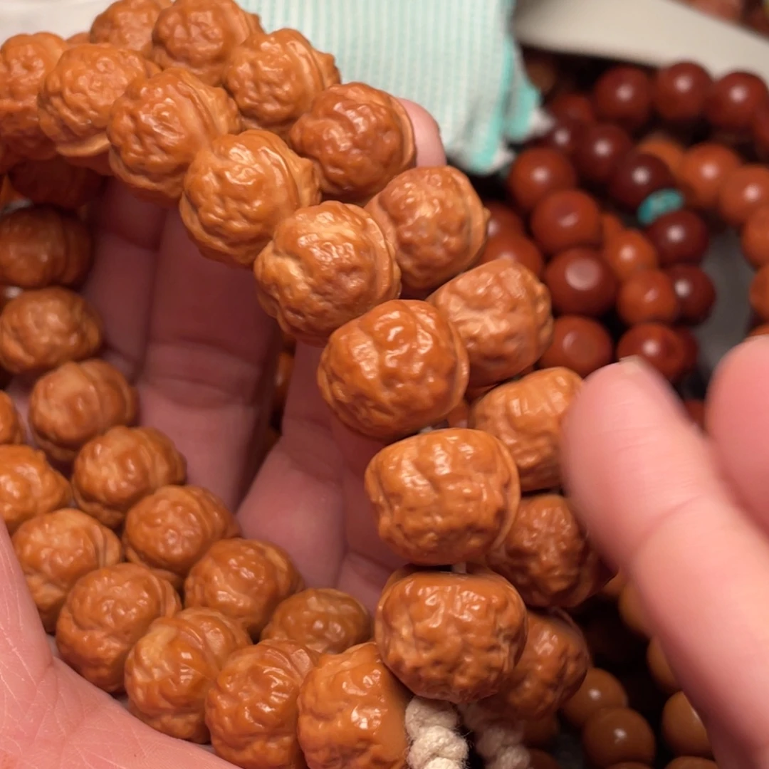 Y***n崖柏猴头核桃树122