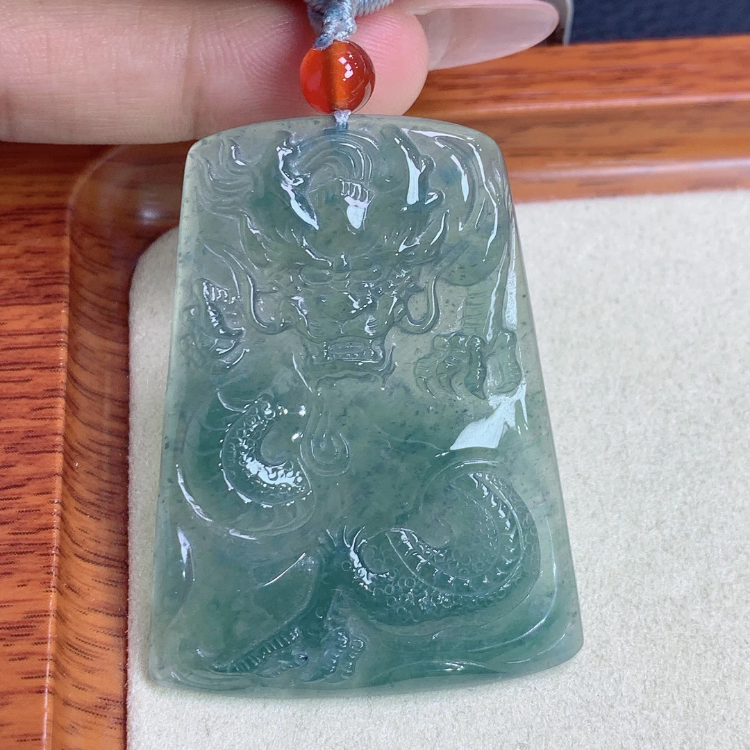 天然翡翠A货玉石冰种冰胶蓝水霸气龙牌吊坠j尺寸57.6/42.4/4.2mm