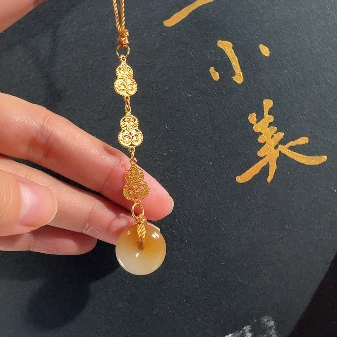 和田玉未镶嵌颈饰金山糖白15*6.8mm