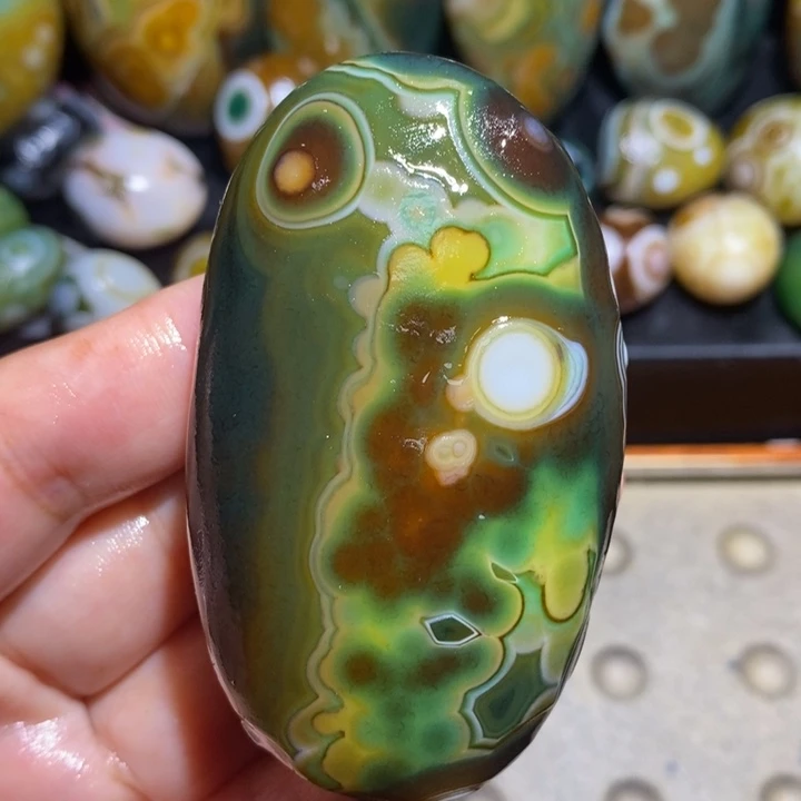 玛瑙/玉髓未镶嵌珠宝半成品