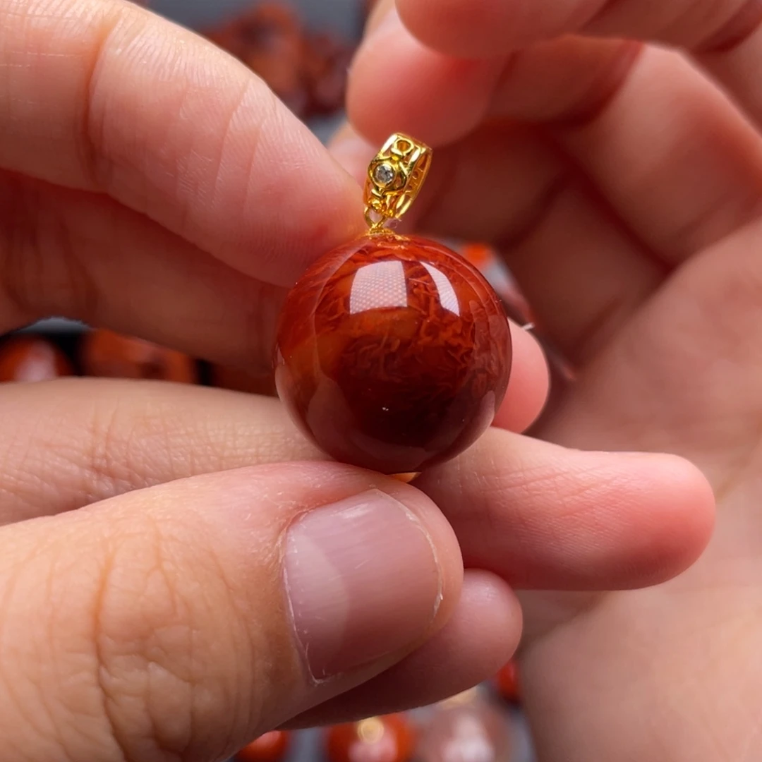 南红玛瑙18K金镶嵌珠宝奇石单珠吊坠18mm