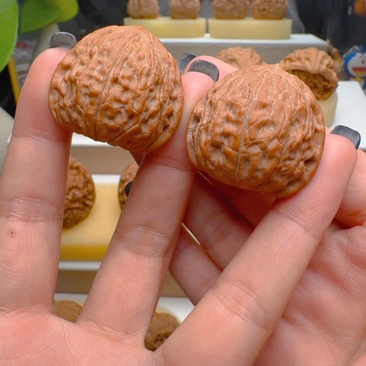 把件核桃32蛇王一抹红