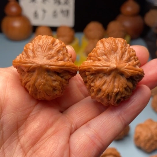 文玩核桃吊坠玉枕元宝精对 33 33