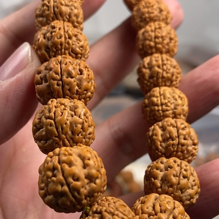 猴头核桃吊坠胡**吖今天